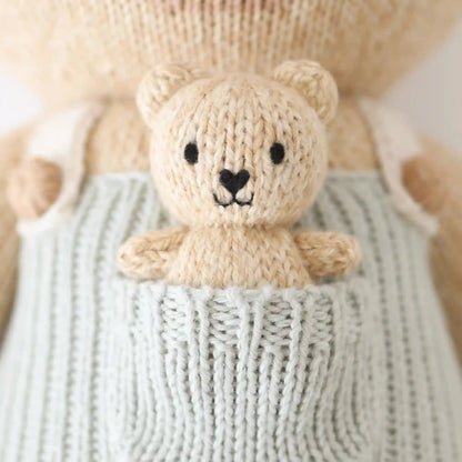 Alexander the honey bear